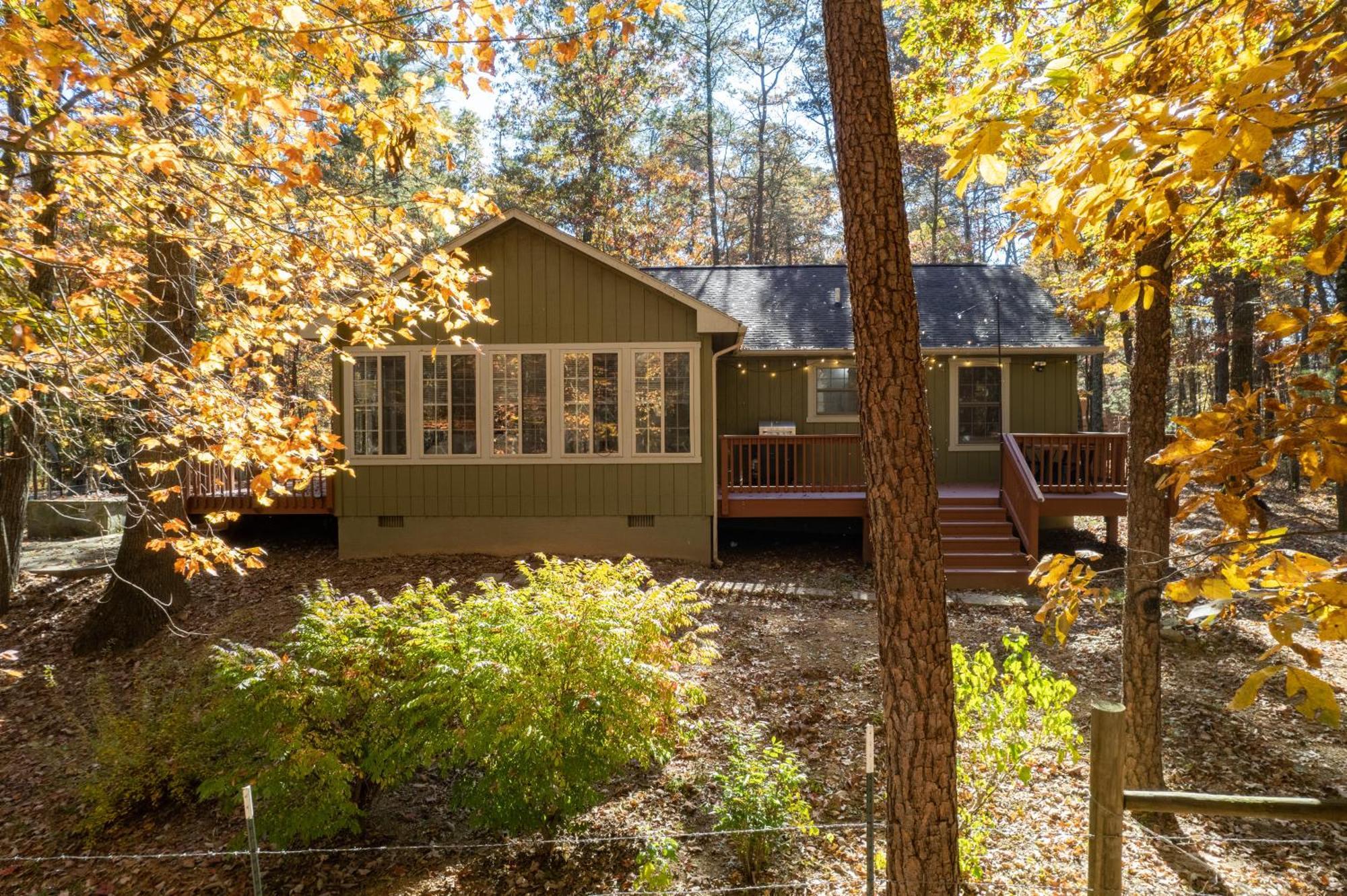 Emerald Cabin W/Hot Tub, Firepit, Lake, Skiing Basye المظهر الخارجي الصورة